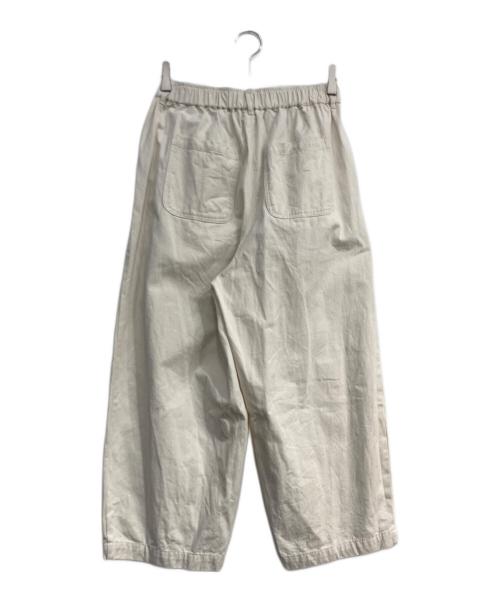 休日と詩（キュウジツトウタ）休日と詩 (キュウジツトウタ) ニューボンボンパンツ アイボリー サイズ:-の古着・服飾アイテム