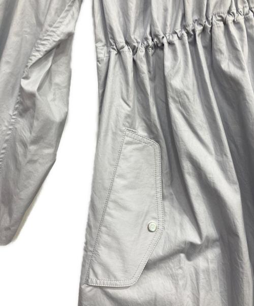 IENA（イエナ）IENA (イエナ) コンパクトツイルドローストリングコート スカイブルー サイズ:36 未使用品の古着・服飾アイテム