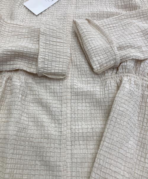 BALLSEY（ボールジィ）BALLSEY (ボールジィ) モザイク ジャージー ウエスト ギャザー プルオーバー ベージュ サイズ:Sの古着・服飾アイテム