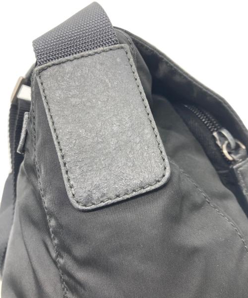 PRADA（プラダ）PRADA (プラダ) ナイロンショルダーバッグ ブラックの古着・服飾アイテム