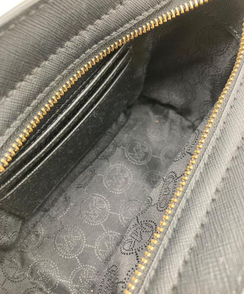 MICHAEL KORS（マイケルコース）MICHAEL KORS (マイケルコース) ショルダーバッグ ブラックの古着・服飾アイテム