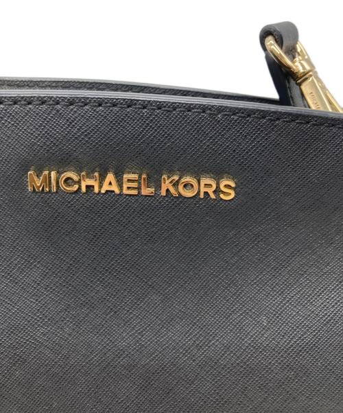 MICHAEL KORS（マイケルコース）MICHAEL KORS (マイケルコース) ショルダーバッグ ブラックの古着・服飾アイテム