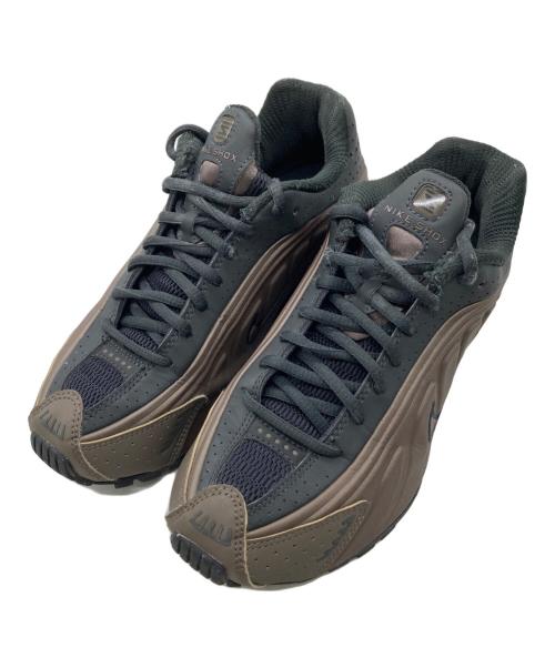 NIKE（ナイキ）NIKE (ナイキ) SHOX R4 ブラウン サイズ:23.5cmの古着・服飾アイテム