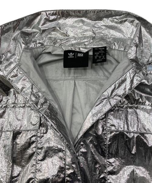 adidas（アディダス）adidas (アディダス) Ivy Park (アイヴィーパーク) メタリックシャツ シルバー サイズ:Mの古着・服飾アイテム