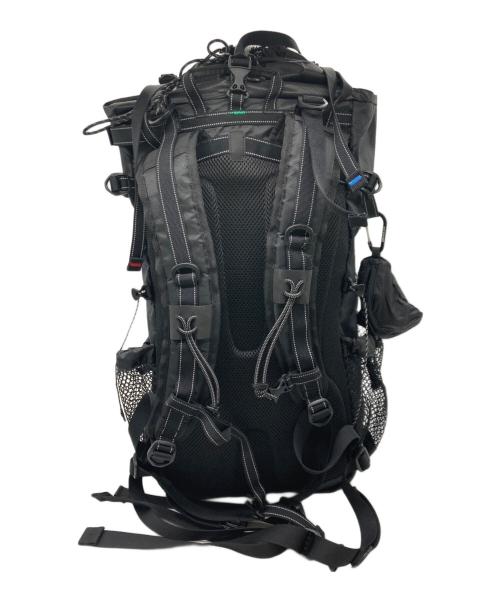 and wander（アンドワンダー）and wander (アンドワンダー) エコパック 30L バックパック ブラックの古着・服飾アイテム