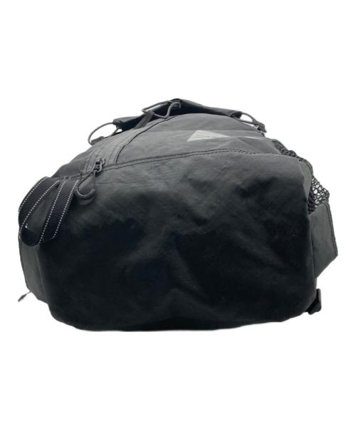 and wander（アンドワンダー）and wander (アンドワンダー) エコパック 30L バックパック ブラックの古着・服飾アイテム