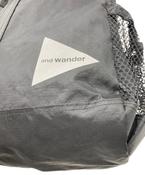 and wander（アンドワンダー）and wander (アンドワンダー) エコパック 30L バックパック ブラックの古着・服飾アイテム