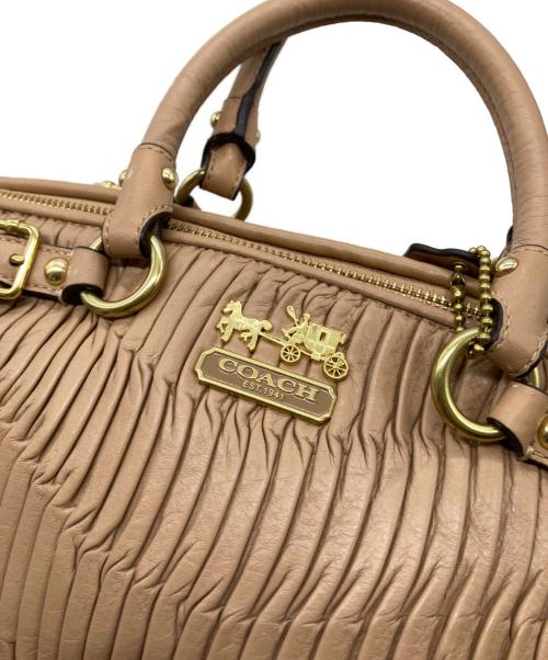COACH（コーチ）COACH (コーチ) マディソンギャザードレザーバッグ ベージュの古着・服飾アイテム