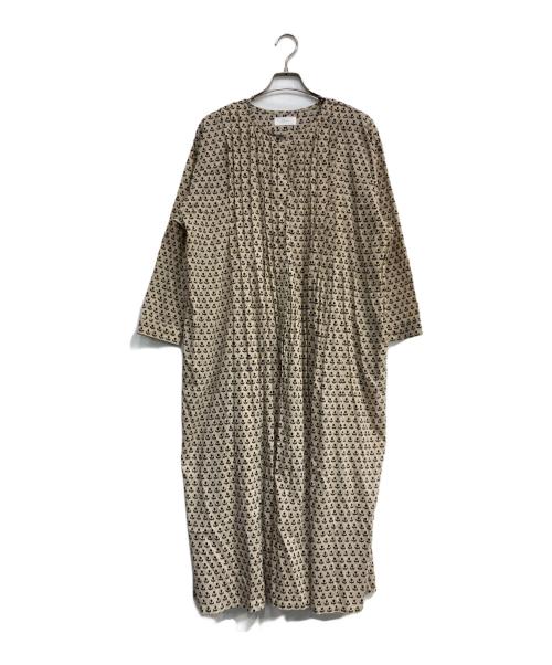 KAGURE（カグレ）kagure (カグレ) コットンプリントタックワンピース ベージュ×ブラック サイズ:Freeの古着・服飾アイテム