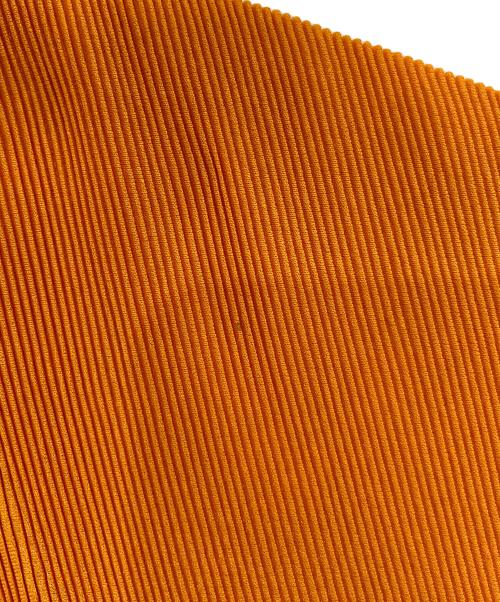 ISSEY MIYAKE（イッセイミヤケ）ISSEY MIYAKE (イッセイミヤケ) 半袖プリーツカーディガン オレンジ サイズ:3の古着・服飾アイテム