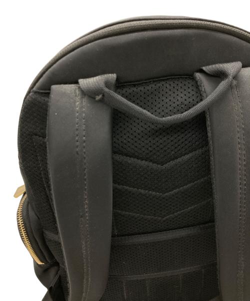 MICHAEL KORS（マイケル・コース）MICHAEL KORS (マイケル・コース) PRESCOTT ラージ バックパック ブラックの古着・服飾アイテム