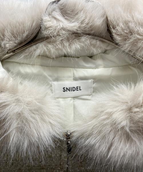 Snidel（スナイデル）Snidel (スナイデル) ファー付きツイードブルゾン アイボリーの古着・服飾アイテム