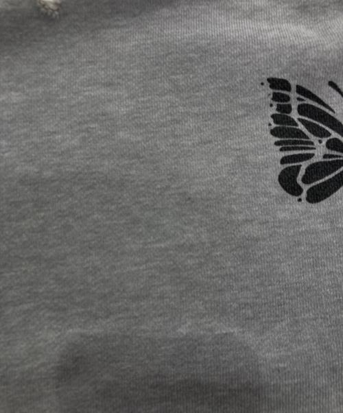 Needles（ニードルズ）Needles (ニードルズ) DECONSTRUCTED SWEATSHIRT グレー サイズ:Ⅼの古着・服飾アイテム