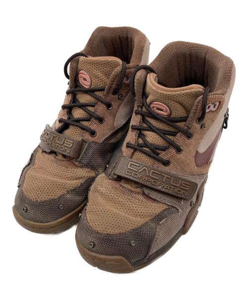 NIKE（ナイキ）NIKE (ナイキ) TRAVIS SCOTT (トラヴィススコット) AIR TRAINER 1 SP ブラウン サイズ:27cmの古着・服飾アイテム