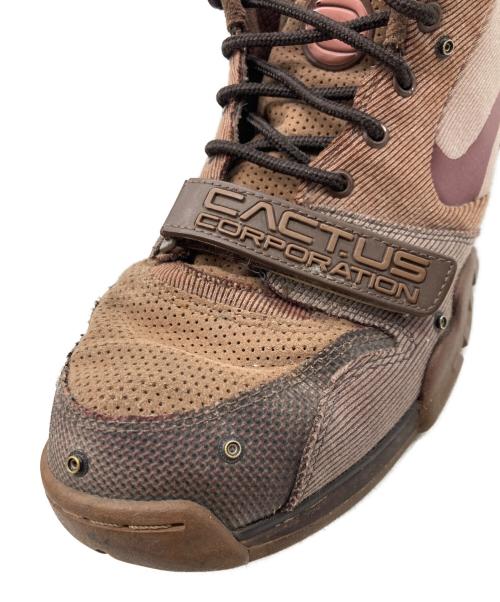 NIKE（ナイキ）NIKE (ナイキ) TRAVIS SCOTT (トラヴィススコット) AIR TRAINER 1 SP ブラウン サイズ:27cmの古着・服飾アイテム