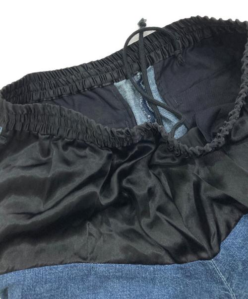 UNDERCOVER（アンダーカバー）UNDERCOVER (アンダーカバー) サテン切替デニムワイドパンツ インディゴ サイズ:3の古着・服飾アイテム
