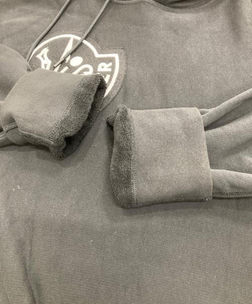 MONCLER GENIUS（モンクレール ジーニアス）MONCLER GENIUS (モンクレール ジーニアス) プルオーバーパーカー ブラック サイズ:2の古着・服飾アイテム