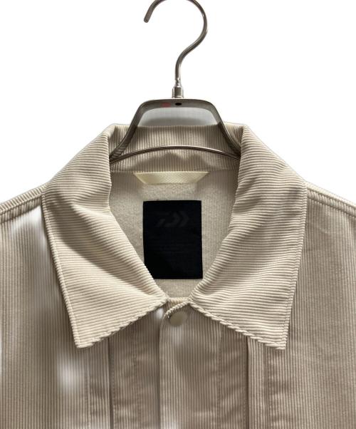 DAIWA PIER39（ダイワ ピア39）DAIWA PIER39 (ダイワ ピア39) TECH TRUCKER JACKET CORDUROY アイボリー サイズ:Ⅿの古着・服飾アイテム