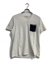 PRADA（プラダ）の古着「Vネックロゴ半袖Tシャツ」｜ホワイト