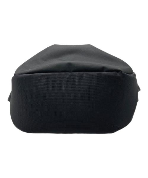 ARC'TERYX（アークテリクス）ARC'TERYX (アークテリクス) ARRO 8 SHOULDER BAG ブラックの古着・服飾アイテム
