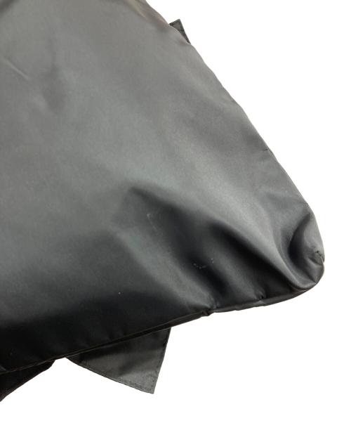 OUTDOOR（アウトドア）OUTDOOR (アウトドア) RISLEY (リズレー) トライアングルフリルバッグ ブラックの古着・服飾アイテム