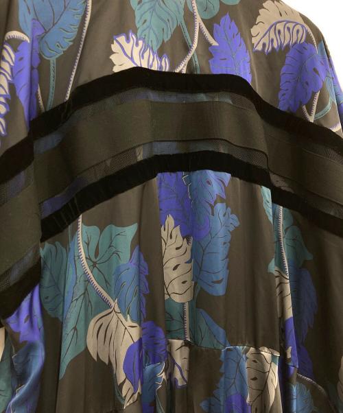 sacai（サカイ）sacai (サカイ) Sun Surf (サンサーフ) ボタニカル柄ワンピース ネイビー×ブラック サイズ:1の古着・服飾アイテム