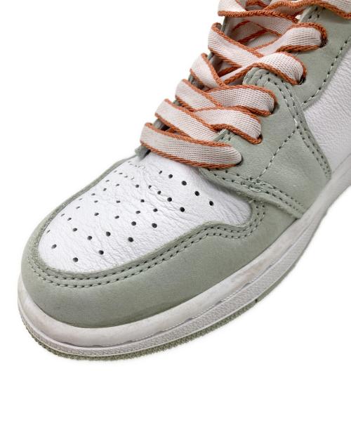 NIKE（ナイキ）NIKE (ナイキ) WMNS AIR JORDAN 1 RETRO HIGH OG グリーン×ホワイト サイズ:23.5cmの古着・服飾アイテム