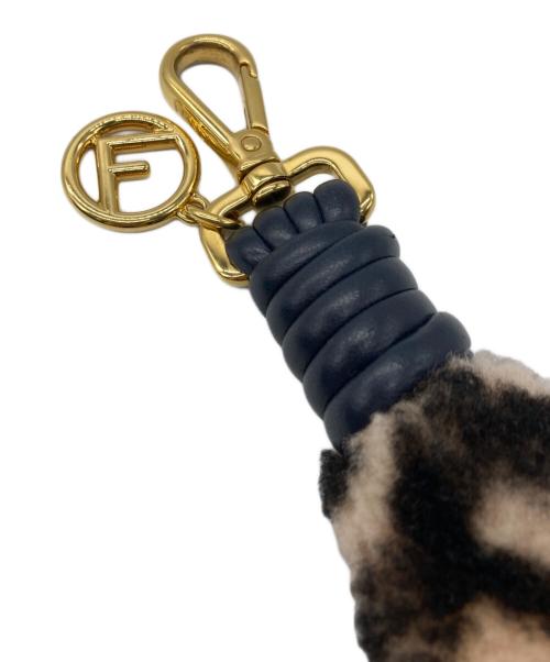 FENDI（フェンディ）FENDI (フェンディ) ミニ ストラップ ユー ムートン ベージュ×ブラック×ネイビーの古着・服飾アイテム