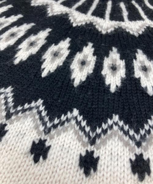 CristaSeya（クリスタセヤ）CristaSeya (クリスタセヤ) Oversized mountain sweater ホワイト×ブラック サイズ:FREEの古着・服飾アイテム