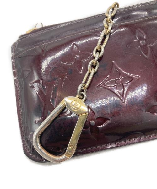 LOUIS VUITTON（ルイ ヴィトン）LOUIS VUITTON (ルイ ヴィトン) 財布　ヴェルニ　ポシェット・クレ NM　 アマラントの古着・服飾アイテム