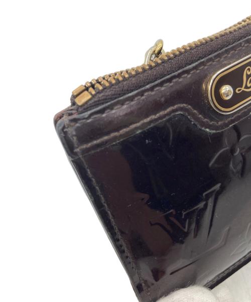 LOUIS VUITTON（ルイ ヴィトン）LOUIS VUITTON (ルイ ヴィトン) 財布　ヴェルニ　ポシェット・クレ NM　 アマラントの古着・服飾アイテム