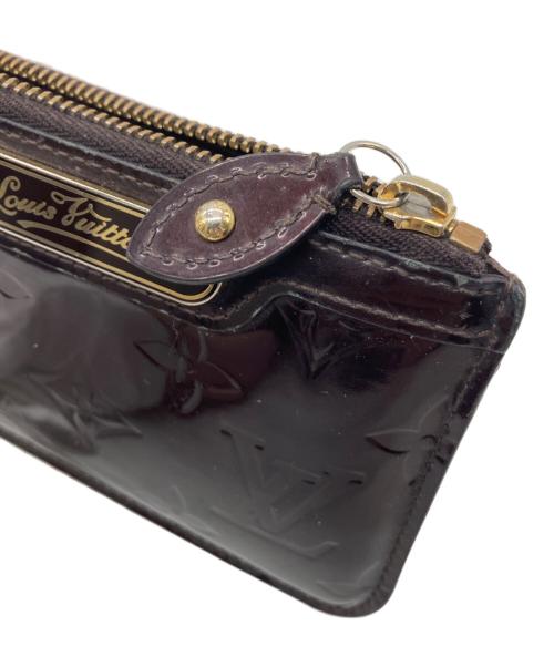 LOUIS VUITTON（ルイ ヴィトン）LOUIS VUITTON (ルイ ヴィトン) 財布　ヴェルニ　ポシェット・クレ NM　 アマラントの古着・服飾アイテム