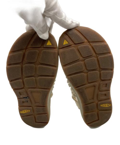 KEEN（キーン）KEEN (キーン) UNEEK ベージュ サイズ:23.5cmの古着・服飾アイテム