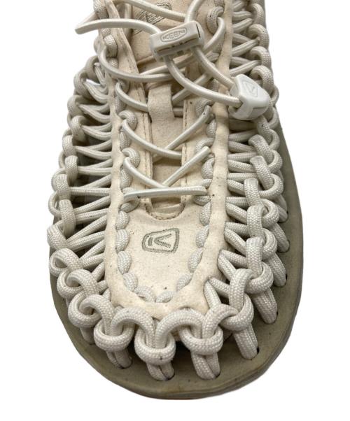 KEEN（キーン）KEEN (キーン) UNEEK ベージュ サイズ:23.5cmの古着・服飾アイテム