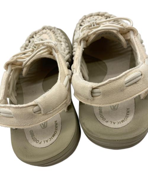 KEEN（キーン）KEEN (キーン) UNEEK ベージュ サイズ:23.5cmの古着・服飾アイテム