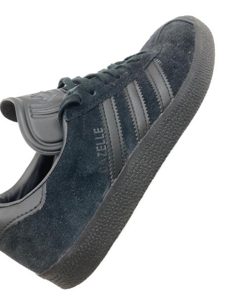 adidas（アディダス）adidas (アディダス) GAZELLE コアブラック サイズ:23.5cmの古着・服飾アイテム