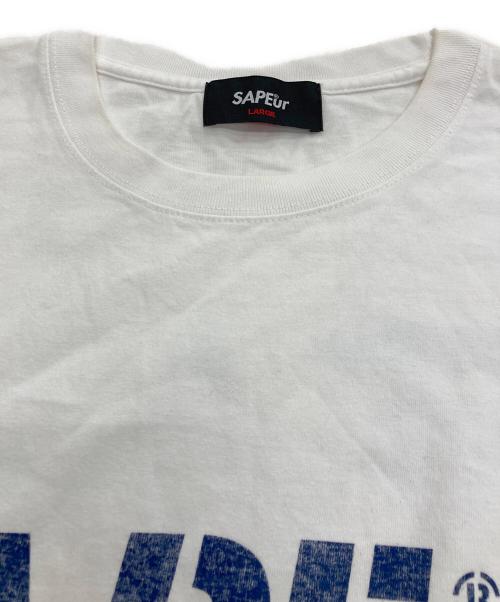 SAPEur（サプール）SAPEur (サプール) MASATOSHI HAMADA (マサトシ ハマダ) WOW WAR TONIGHT H Jungle With t Tシャツ ホワイト サイズ:Lの古着・服飾アイテム