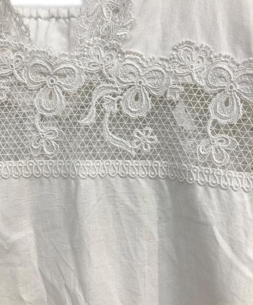 LESSAGE（レサージュ）LESSAGE (レサージュ) ケミカルレースキャミ ホワイト サイズ:Freeの古着・服飾アイテム