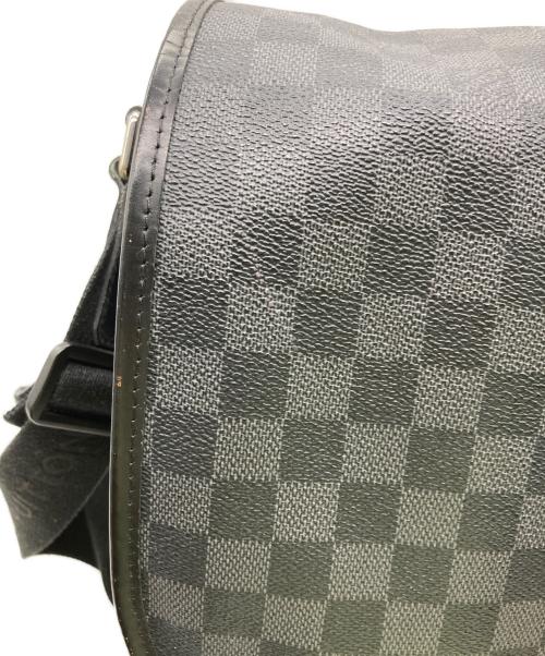 LOUIS VUITTON（ルイ ヴィトン）LOUIS VUITTON (ルイ ヴィトン) ダニエルGM メッセンジャーバッグ　ダミエ・グラフィット ブラックの古着・服飾アイテム