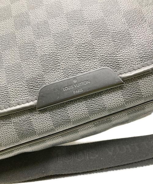 LOUIS VUITTON（ルイ ヴィトン）LOUIS VUITTON (ルイ ヴィトン) ダニエルGM メッセンジャーバッグ　ダミエ・グラフィット ブラックの古着・服飾アイテム