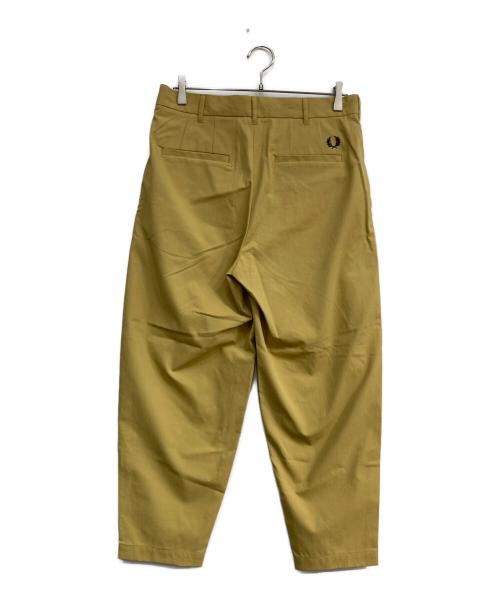 FRED PERRY（フレッドペリー）FRED PERRY (フレッドペリー) Cropped Trouserパンツ イエロー サイズ:32の古着・服飾アイテム