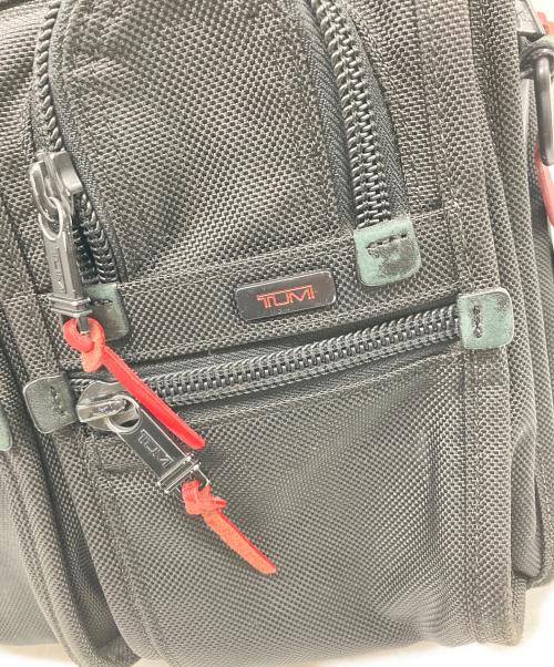 TUMI（トゥミ）TUMI (トゥミ) 3WAYブリーフケース ブラック×レッドの古着・服飾アイテム