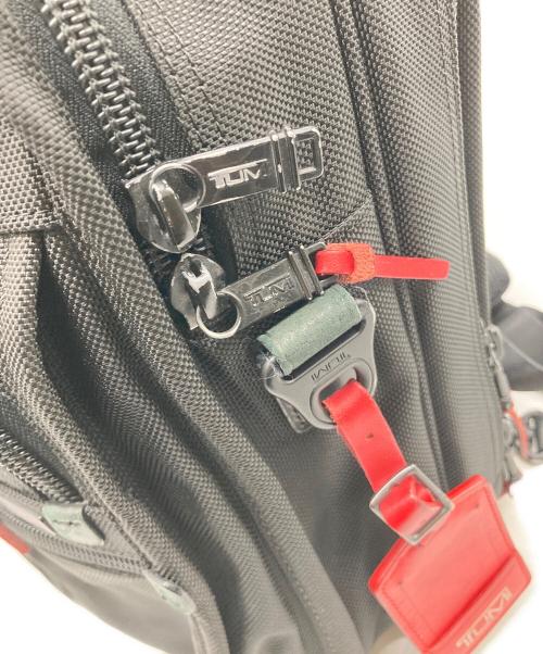 TUMI（トゥミ）TUMI (トゥミ) 3WAYブリーフケース ブラック×レッドの古着・服飾アイテム