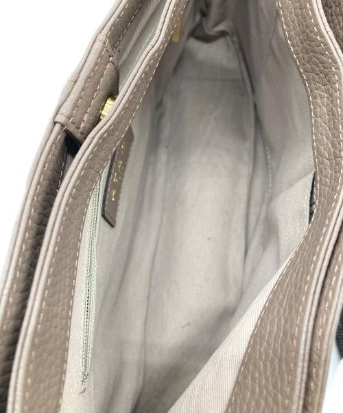ATAO（アタオ）ATAO (アタオ) chivy shoulder bag モカグレーの古着・服飾アイテム