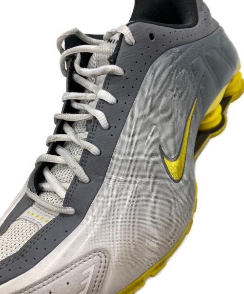 NIKE（ナイキ）NIKE (ナイキ) SHOX R4 SE グレー×イエロー サイズ:28cmの古着・服飾アイテム