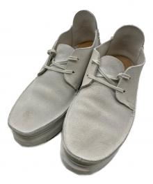 CLARKS（クラークス）の古着「スウェードシューズ」｜ライトグレー