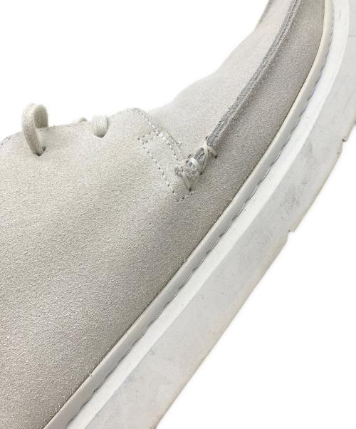 CLARKS（クラークス）CLARKS (クラークス) スウェードシューズ ライトグレー サイズ:27cmの古着・服飾アイテム