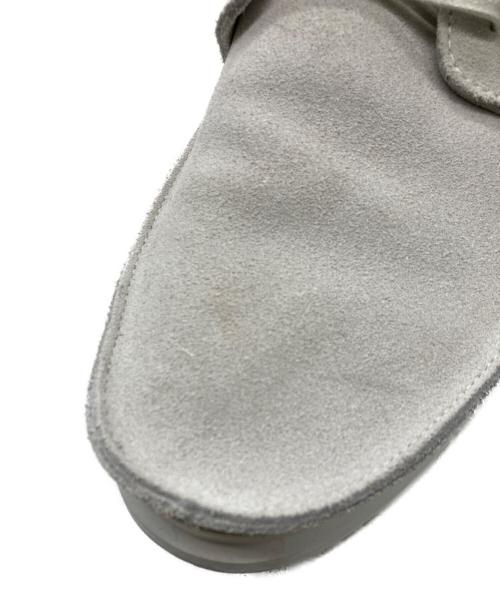 CLARKS（クラークス）CLARKS (クラークス) スウェードシューズ ライトグレー サイズ:27cmの古着・服飾アイテム