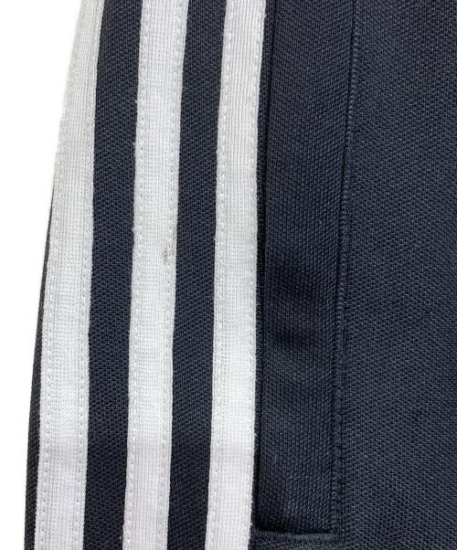 adidas Originals（アディダスオリジナル）adidas originals (アディダスオリジナル) アディカラーバギーフィットファイヤーバードトラックパンツ ブラック サイズ:2XLの古着・服飾アイテム