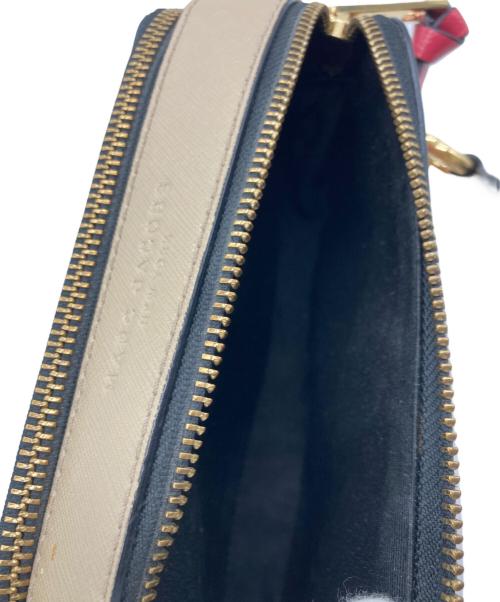 MARC JACOBS（マークジェイコブス）MARC JACOBS (マークジェイコブス) スナップショットショルダーバッグ ピンクの古着・服飾アイテム